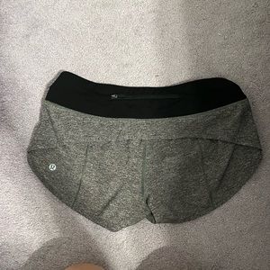 LULULEMON SPEED UP SHORTS